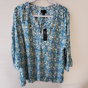New Jones floral v-neck shirt plus size 2x